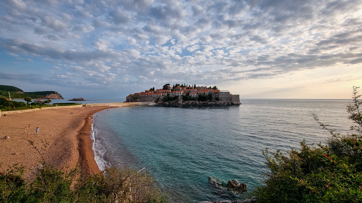 Sveti Stefan Muntenegru - insula hotel pe Adriatica