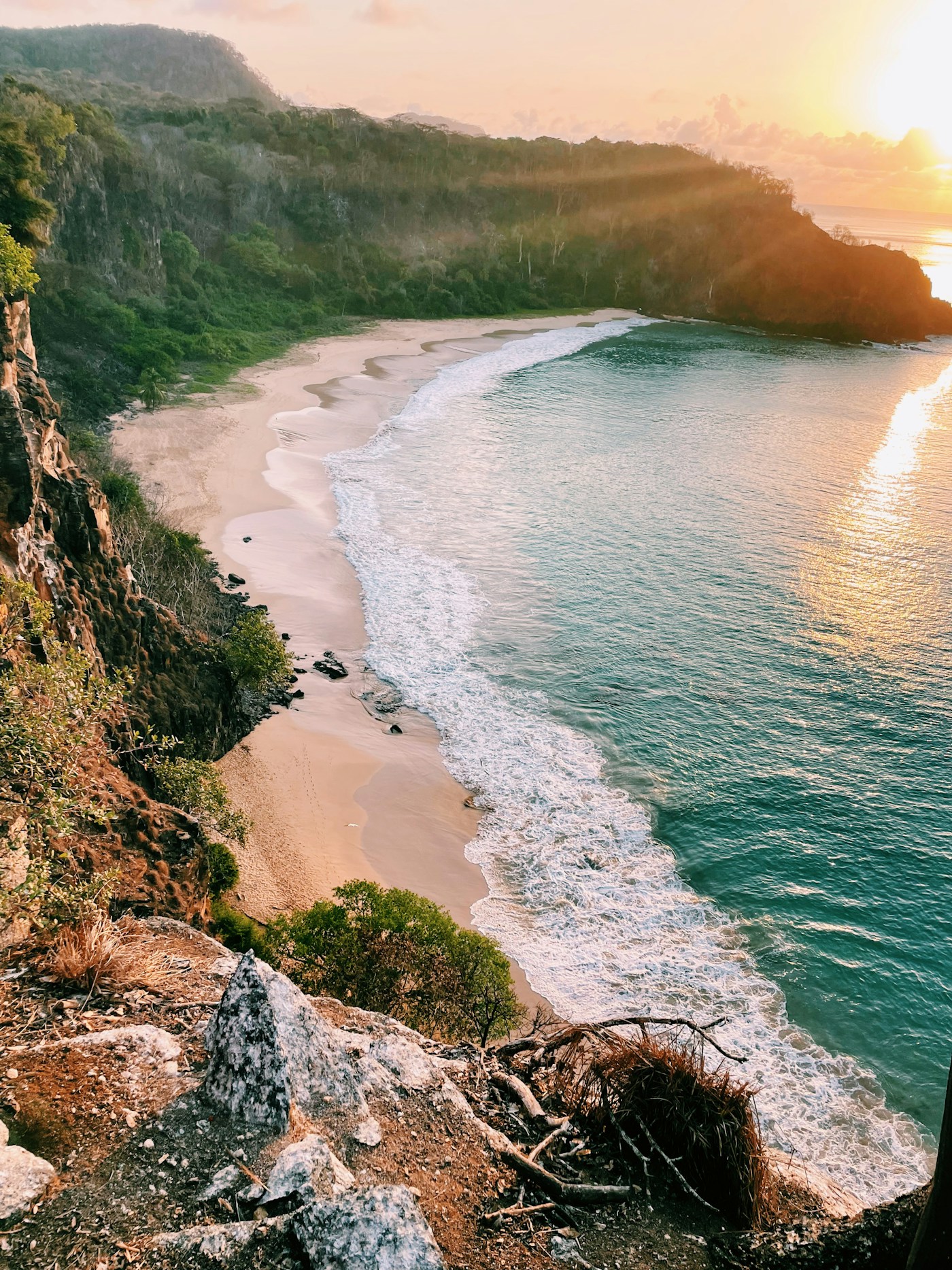 Fernando de Noronha Brazilia - plaja Baia do Sancho