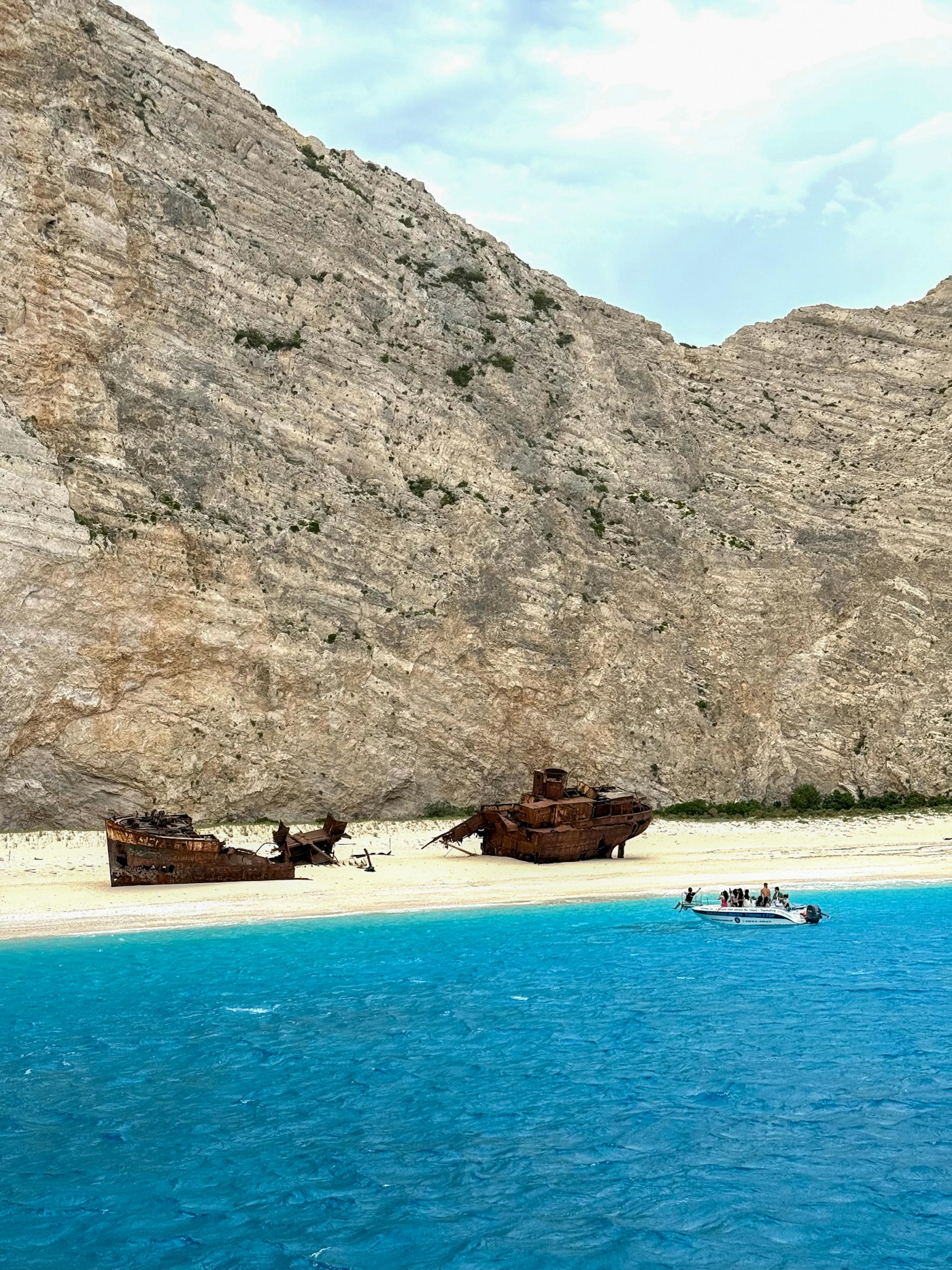 Navagio Beach Zakynthos - plaja naufragiului Grecia