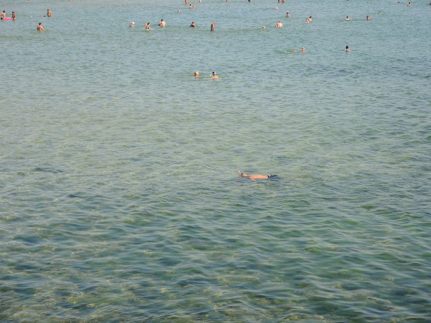 Plaja litoralul romanesc vara - nisip si mare
